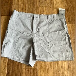 NWT Sz 18 women’s grey short